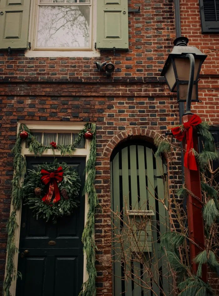 Holiday Exterior